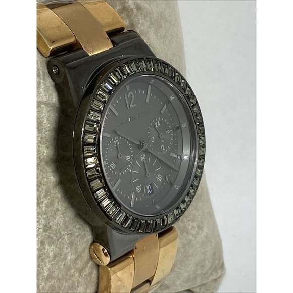 Michael Kors MK5579 Women's Stainless Steel Analog - Picture 5 of 12